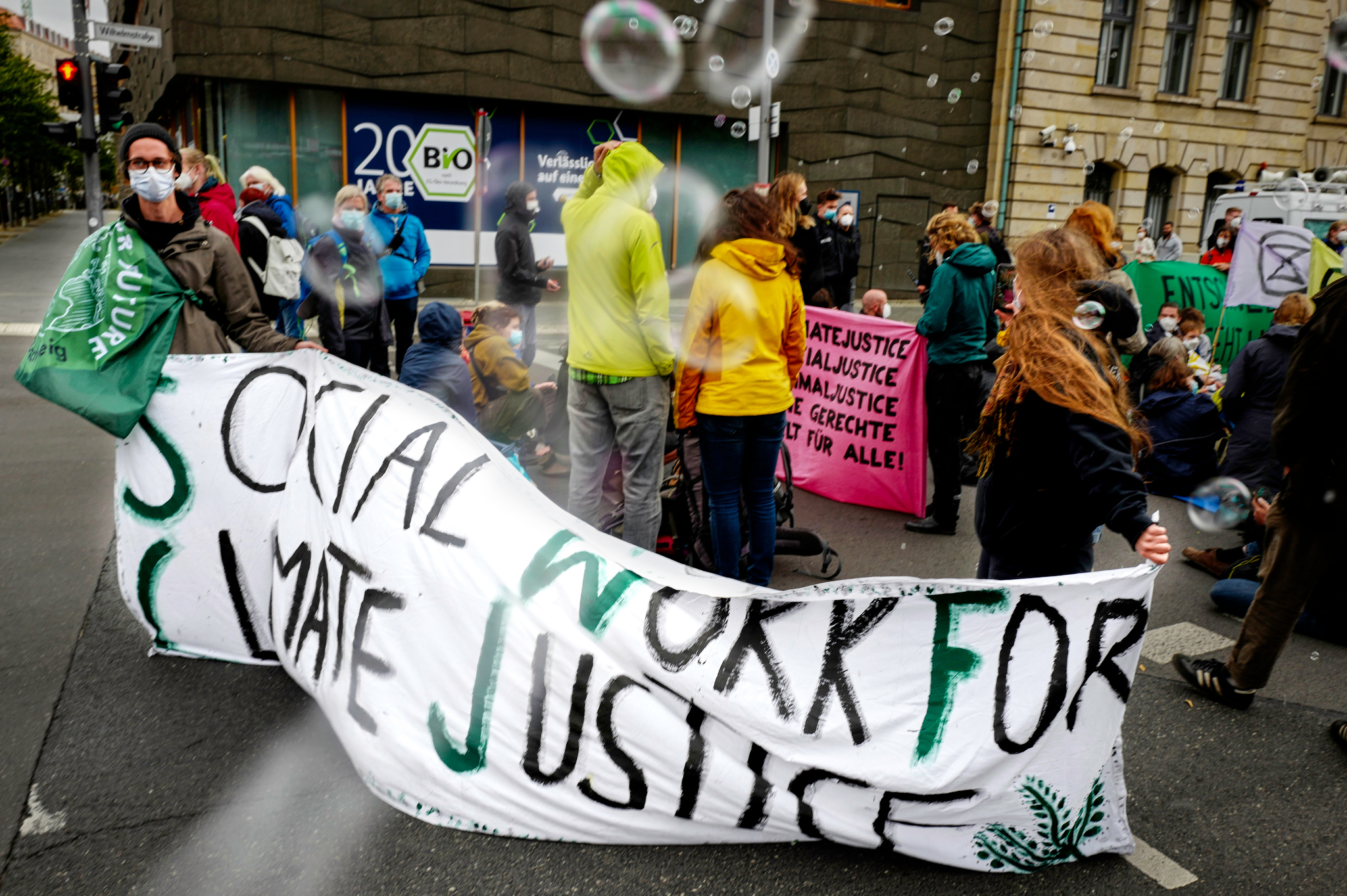 M20210817DExtictionRebellion1010850