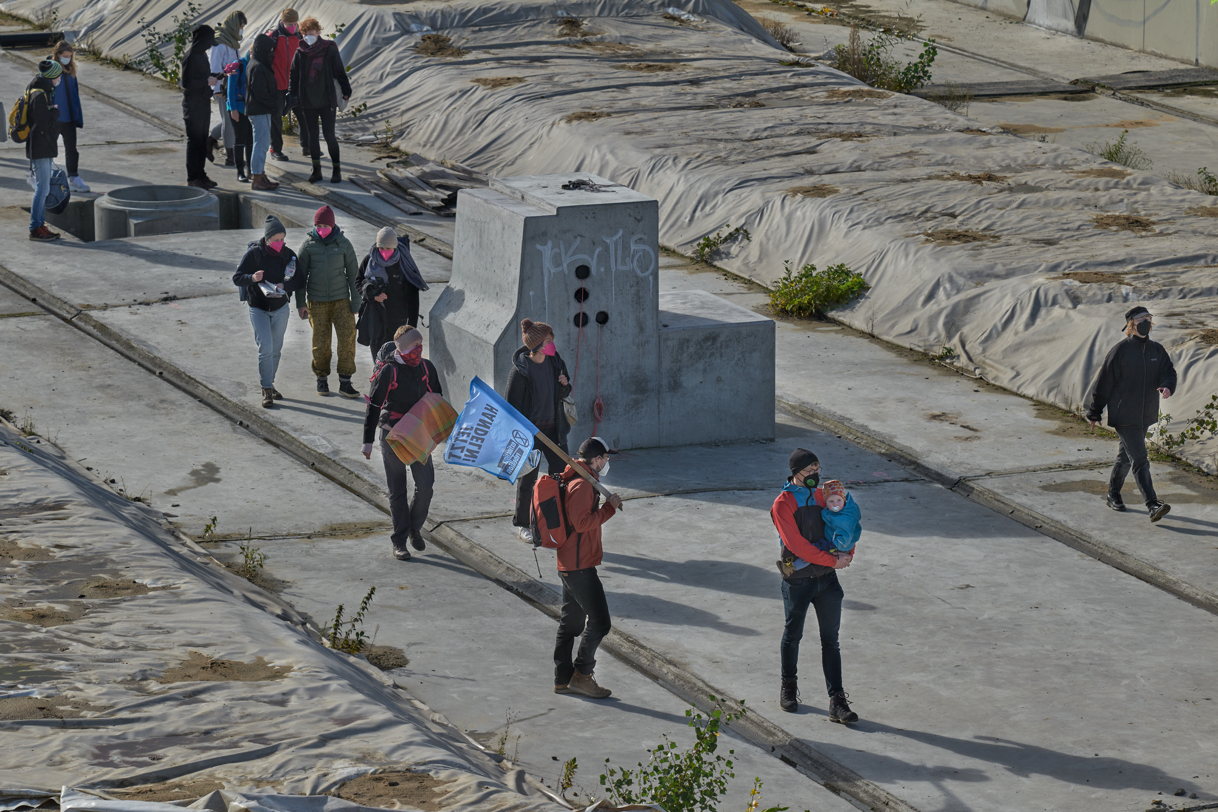 M20211023D A100Besetzung1200070