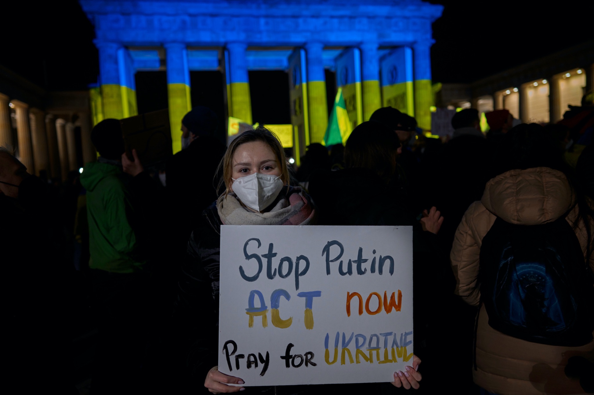 M20220224D_UkraineSolidarity1220192