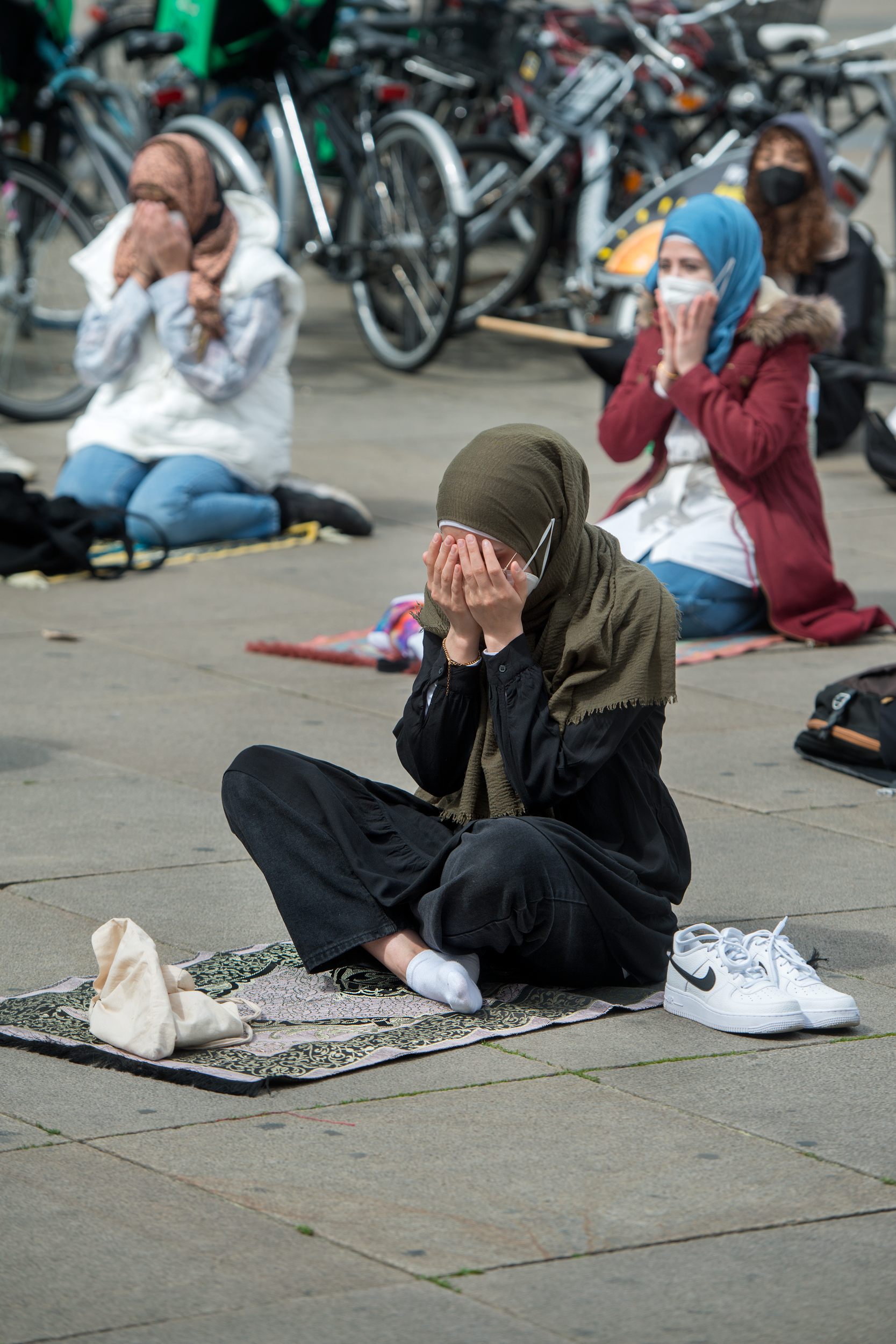 M20210529D SolidarityPrayer2474